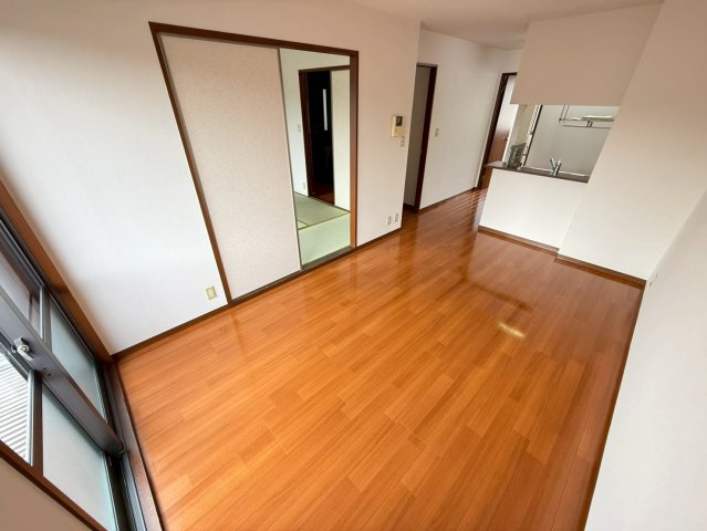 リバーサイドスクエアの居間・リビング