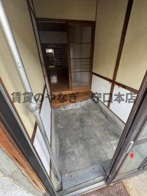 【玄関】 | 菊水通２丁目貸家