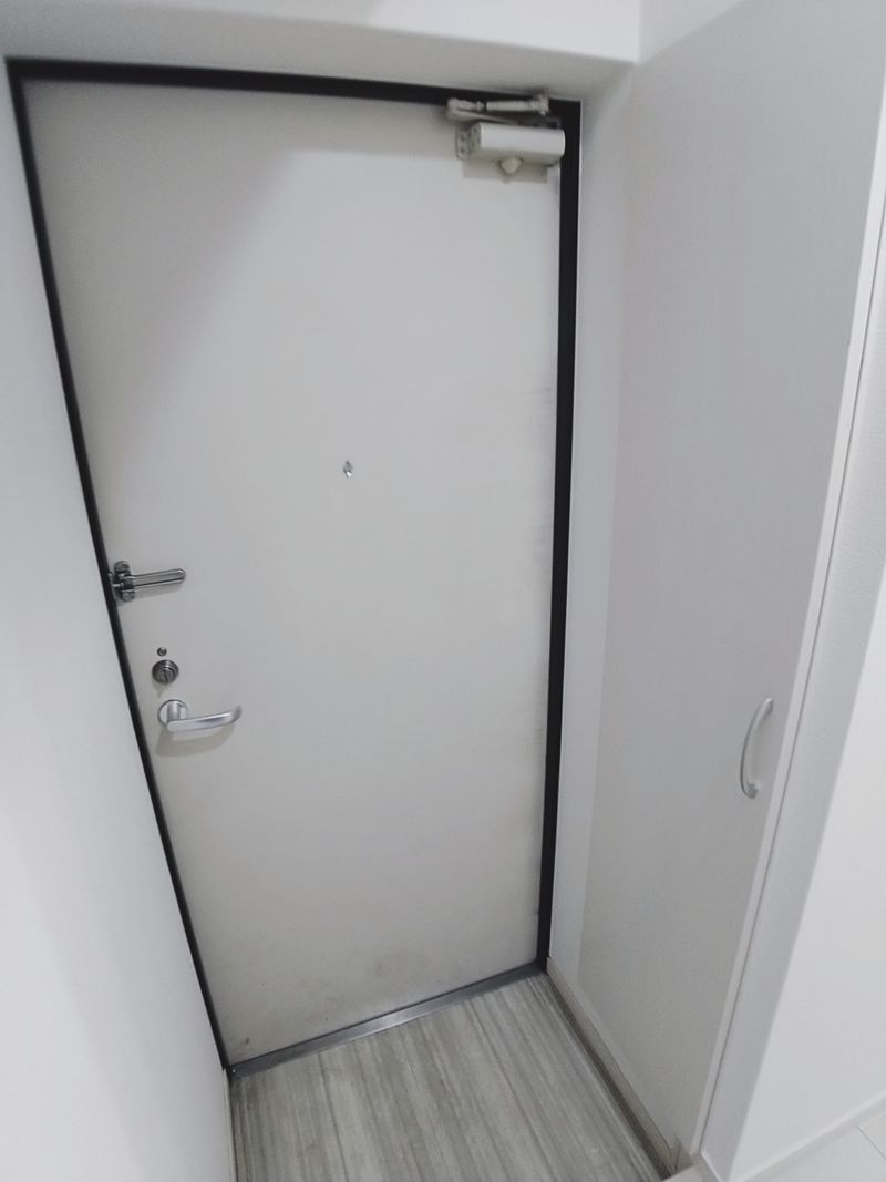 リヴシティ両国弐番館の玄関