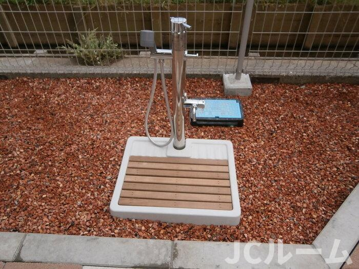 メゾンアルカンシェル の庭