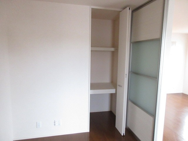 茨木市上中条２丁目のアパートのその他