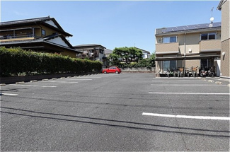 【駐車場】 | ラフィネコート　Ａ