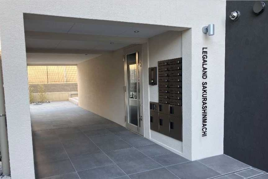 LEGALAND桜新町　新築　敷金礼金0　デザイナーズマンションのエントランス