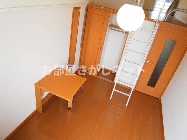 レオパレスマ・メゾン【おとり物件なし】の居間・リビング