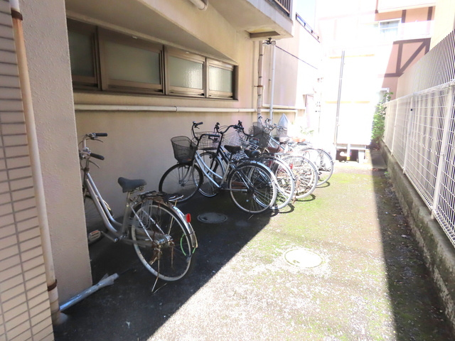 コート・オダマキのその他共用部分|★自転車置き場／原付バイクも相談可です♪★