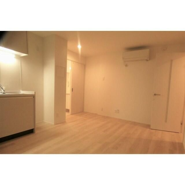 グランパーク本所の居間・リビング