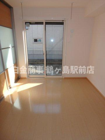 ラ・グラシューズAの洋室