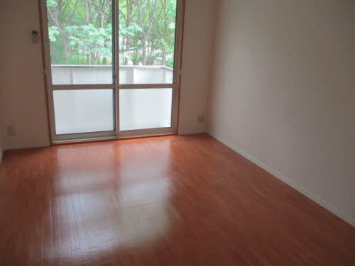 メゾンドクレールの居間・リビング