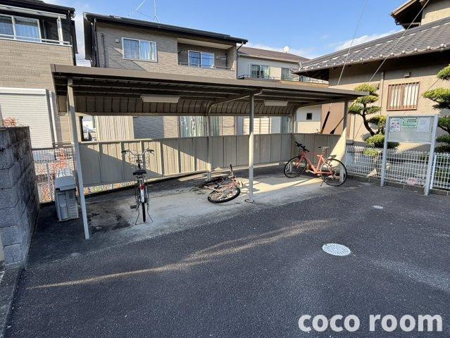 リュシオルの駐車場