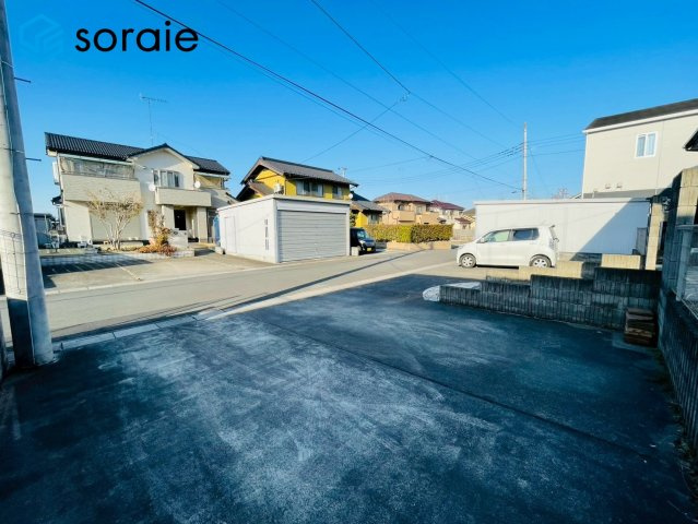 日高市下鹿山　中古戸建の駐車場|3/16撮影