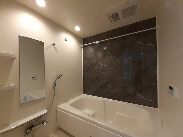 ビアンカＳの浴室