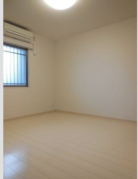 ルーセント菅原の居間・リビング