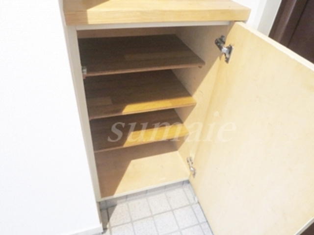 フレールの収納|シューズボックスです。