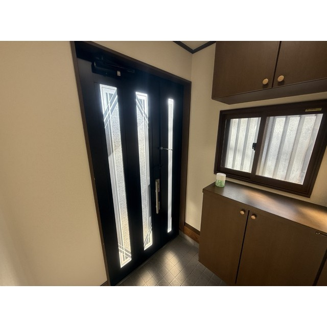 リブレス三角町戸建の玄関|玄関です