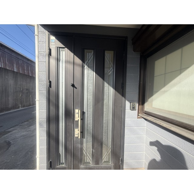 リブレス三角町戸建の玄関|きれいな玄関です