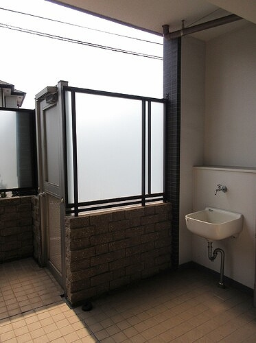 ライオンズ千葉寺ステーションフロントレジデンスのその他|テラス別角度　※2025年3月撮影