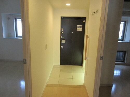 ライオンズ千葉寺ステーションフロントレジデンスのその他|廊下　※2025年3月撮影