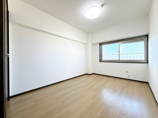千葉市花見川区作新台８丁目の賃貸マンションの洋室|広々とした洋室です
