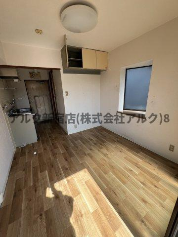 メゾン・ド・プリメの居間・リビング