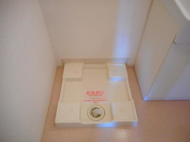 カーサ　コロレの設備|室内洗濯機置き場です