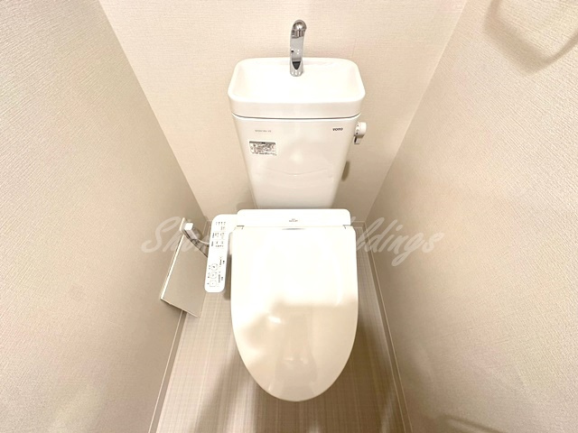 藤沢市南藤沢の賃貸マンションのトイレ