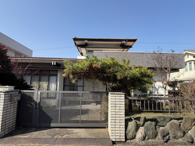 西条市喜多川375-4　中古住宅の外観