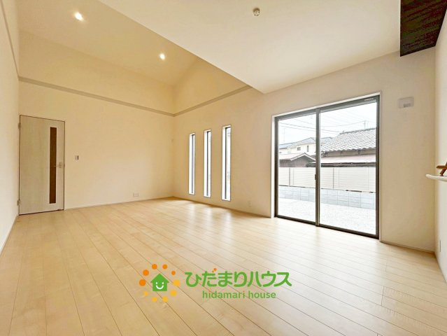 羽生市東　新築一戸建て　リーブルガーデンの居間・リビング