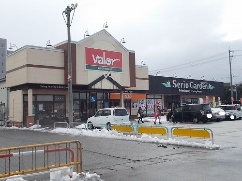 ボヌール・Ｆ　Ａの周辺|セリオガーデン 福井南店まで900m