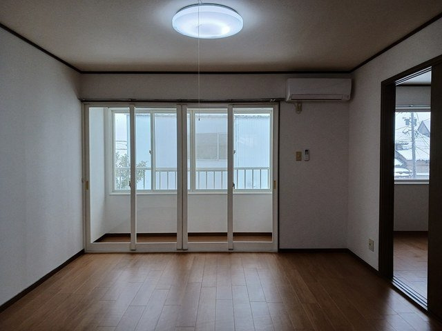 ボヌール・Ｆ　Ａの居間・リビング