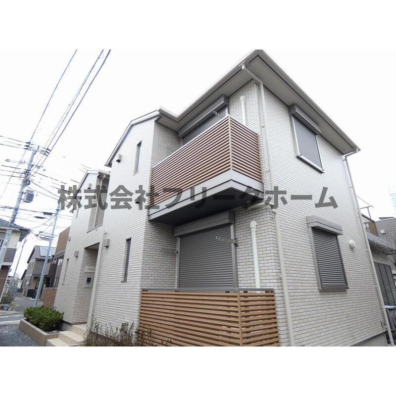 武蔵野市境２丁目のアパートのバルコニー