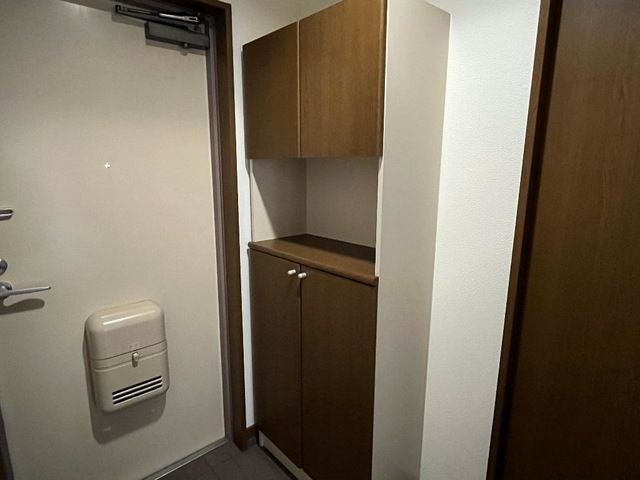 メゾン　ド　アンジュ　の玄関