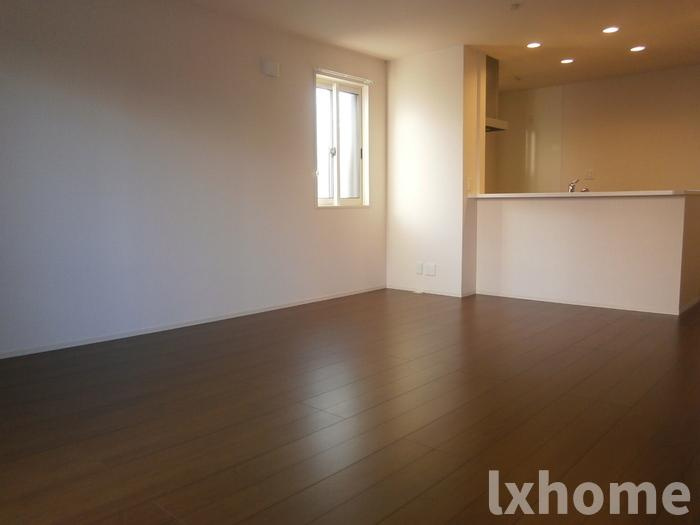 プルメリアの居間・リビング