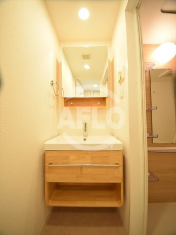 セレニテ日本橋プリエの独立洗面台|セレ二テ日本橋プリエ　独立洗面台



