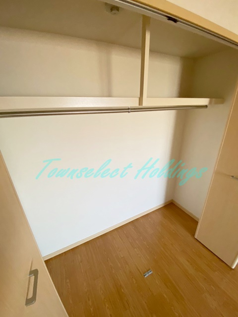 藤沢市石川４丁目の賃貸マンションの収納