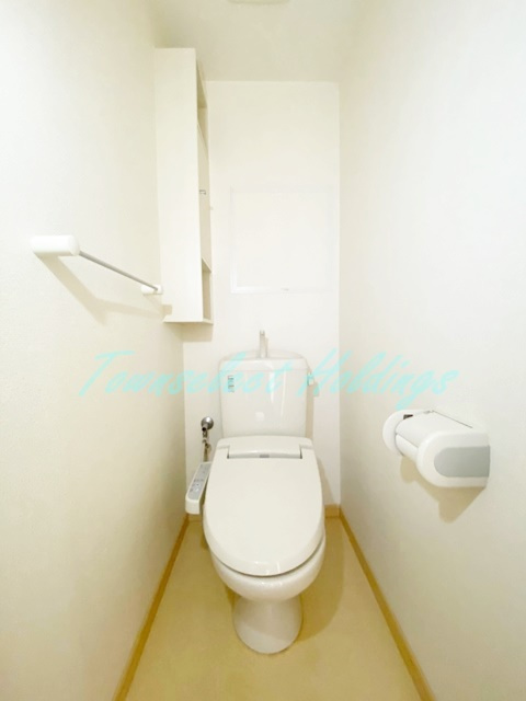 藤沢市石川４丁目の賃貸マンションのトイレ