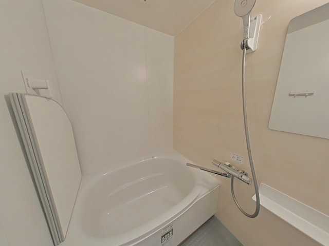 サーパス西古松Ⅱの浴室|バスルームの写真になります。