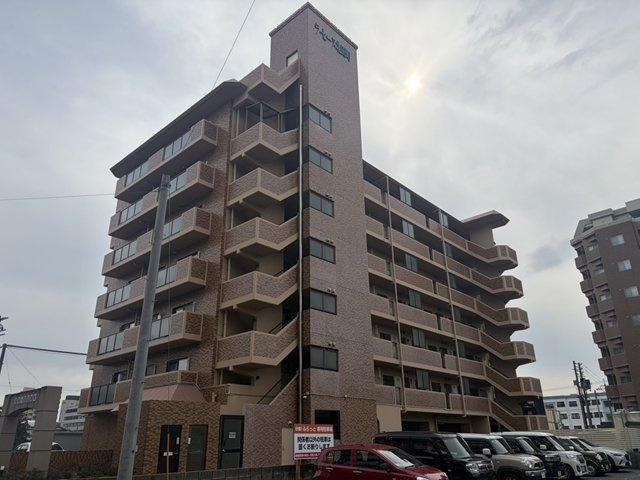 【外観】 | ラ・セーヌ北田町 | 外観は落ち着いています