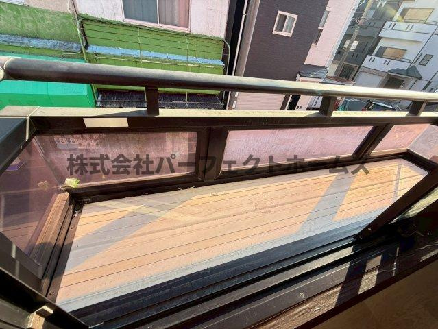 シャトークレールのバルコニー|お洗濯にも便利なバルコニー付き