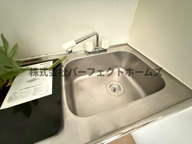 シャトークレールのキッチン|コンパクトなキッチンで掃除もラクラク