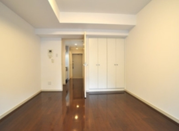 プレミアステージ市ヶ谷河田町の寝室|明るいフローリング