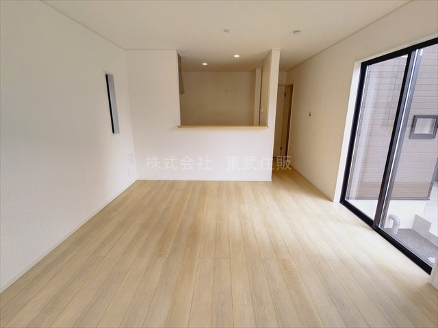 【居間・リビング】の画像