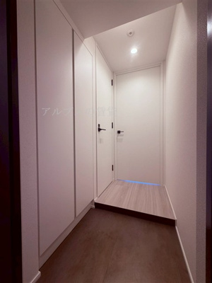 【玄関】 | オープンブルーム伊勢佐木町