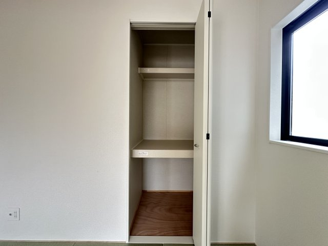 神戸市西区王塚台7丁目新築戸建２号棟の収納