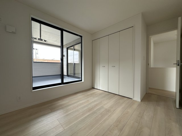 神戸市西区王塚台7丁目新築戸建２号棟の洋室