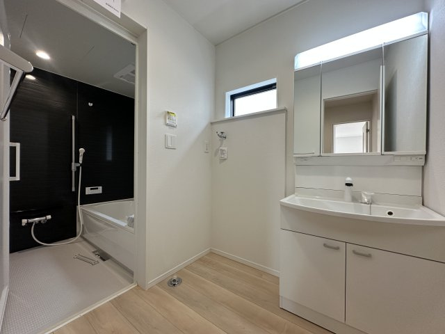 神戸市西区王塚台7丁目新築戸建２号棟の独立洗面台