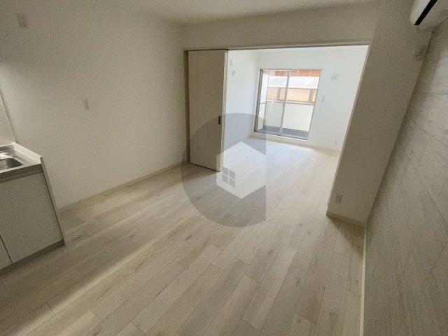 PROUDEST COURT西堤の洋室