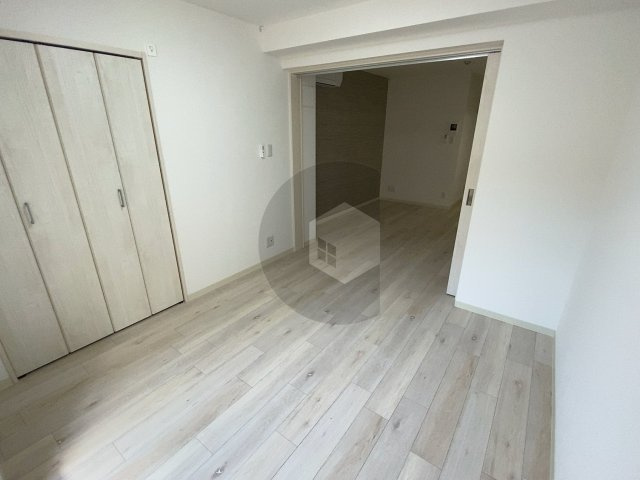 PROUDEST COURT西堤の洋室