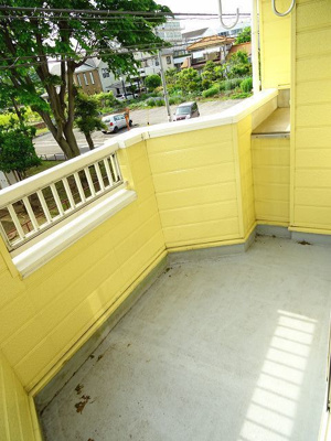 【バルコニー】 | マウンテンキャスル1 | お洗濯にも便利なバルコニー付き