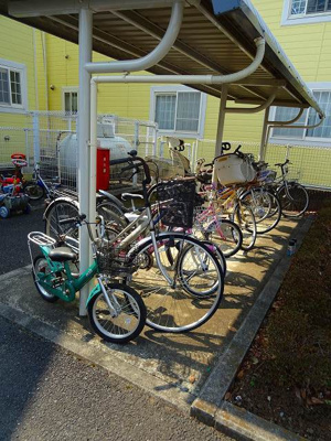 【その他共用部分】 | マウンテンキャスル1 | 自転車置き場