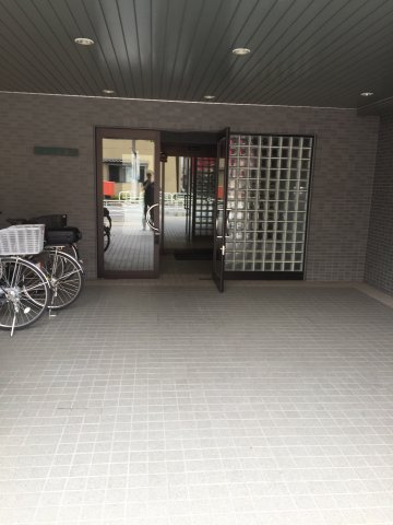 ソレール猿江のエントランス